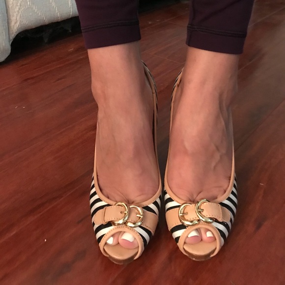 Steven Madden Peep Toe Pumps - Picture 5 of 6